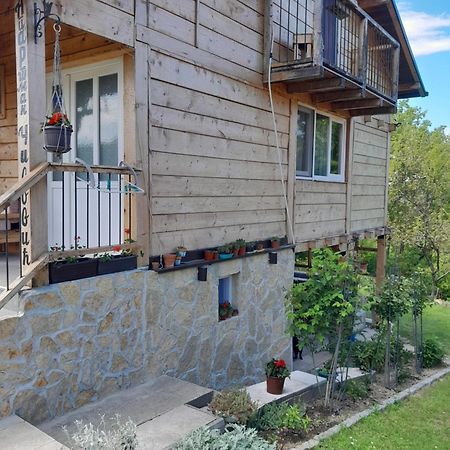 Apartman Civovic Rudnik Kačerski Exterior foto